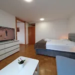 Apartment Zala With Free Parking Tour As Ljubljana
